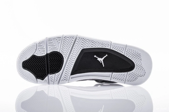 Fear Pack Retro 626969-030  Jordan 4 0124